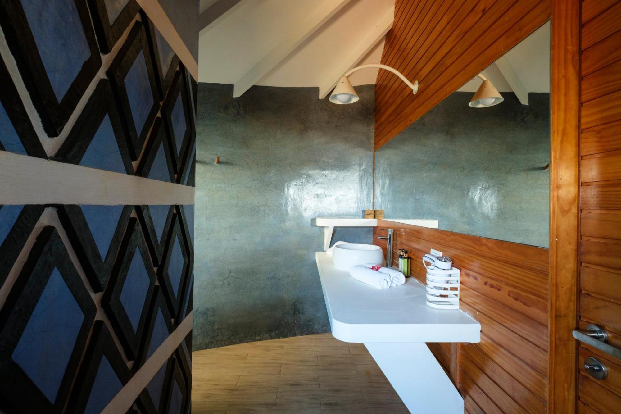 Altiplanico Rapa Nui Hotel อังกาโรอา ภายนอก รูปภาพ