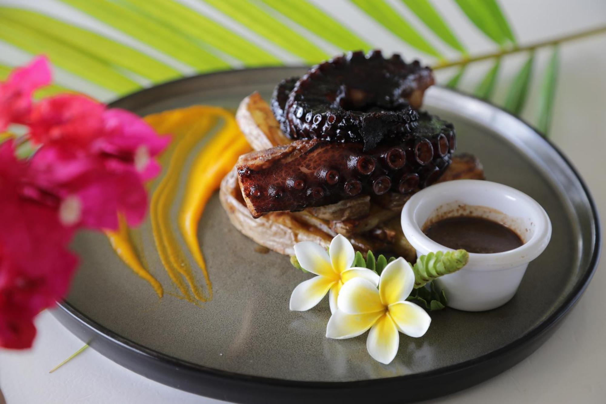 Altiplanico Rapa Nui Hotel อังกาโรอา ภายนอก รูปภาพ